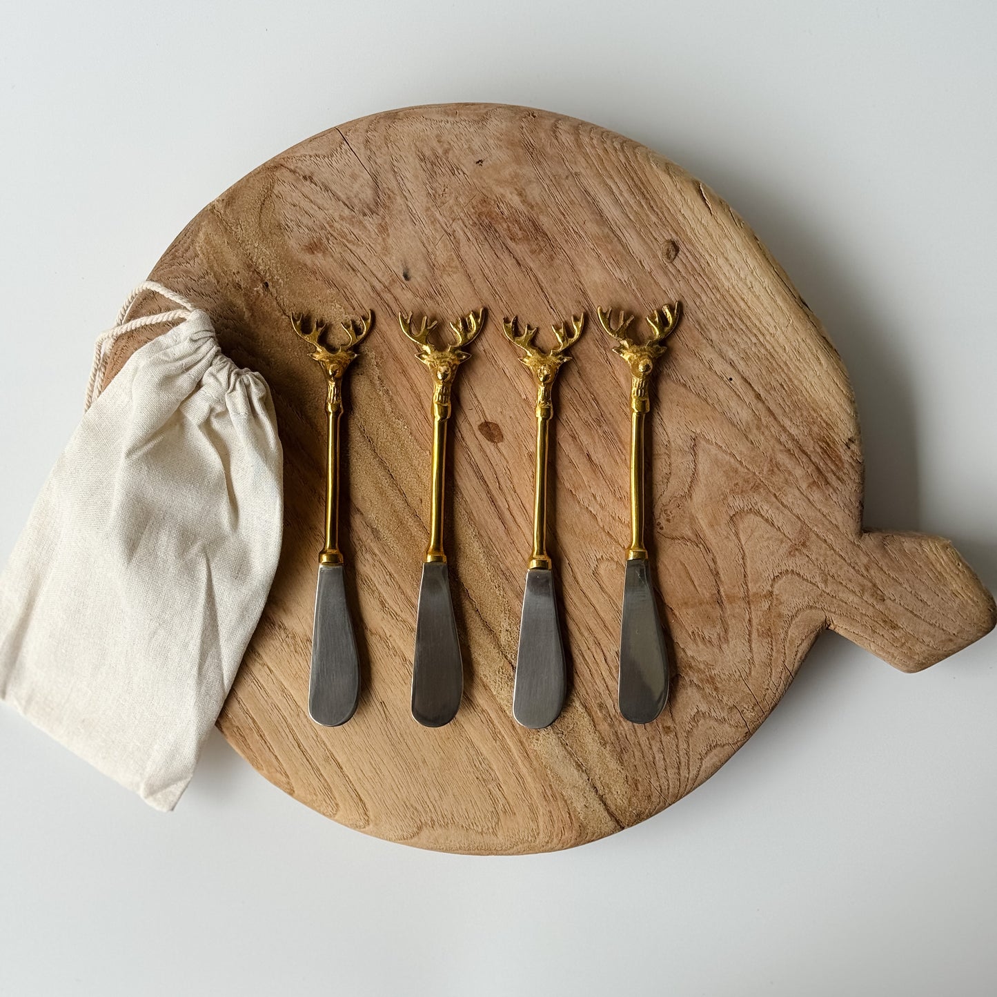 Sven Cheese Serving Set