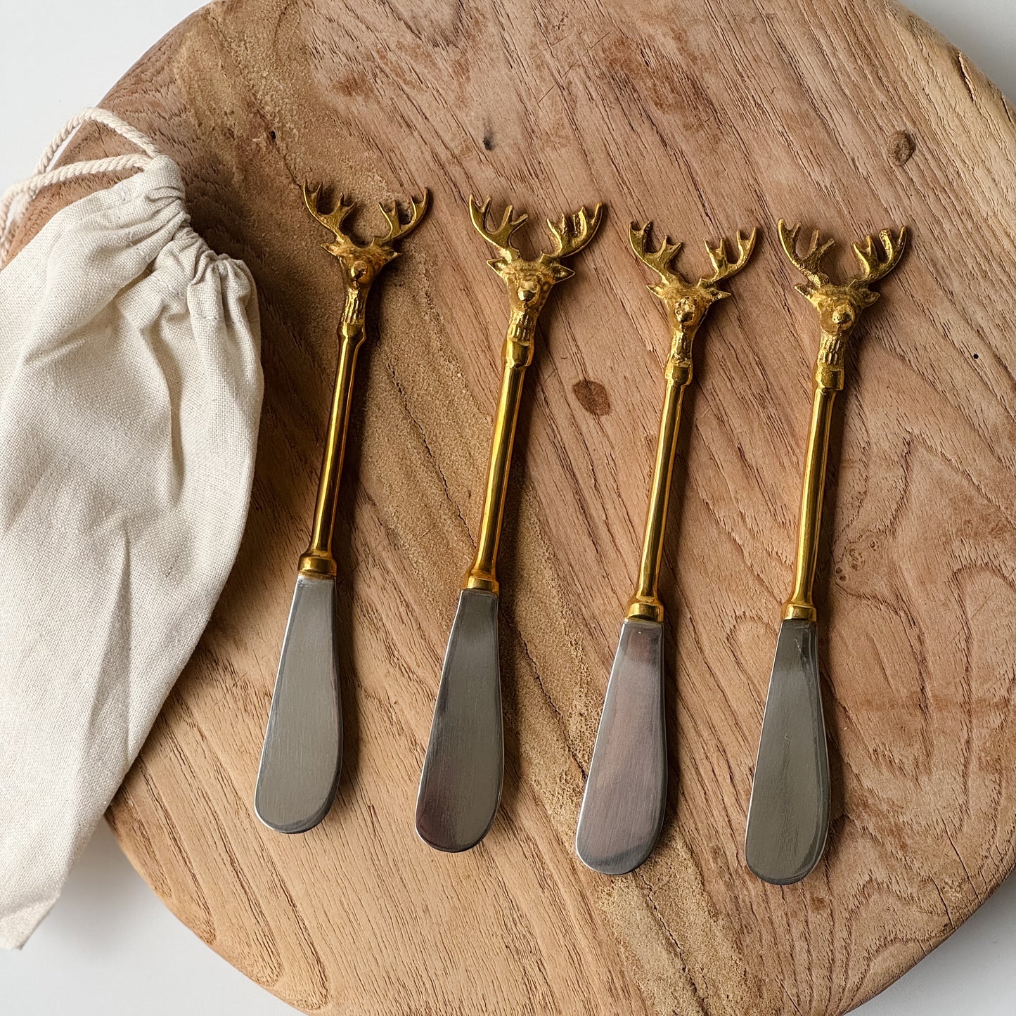 Sven Cheese Serving Set