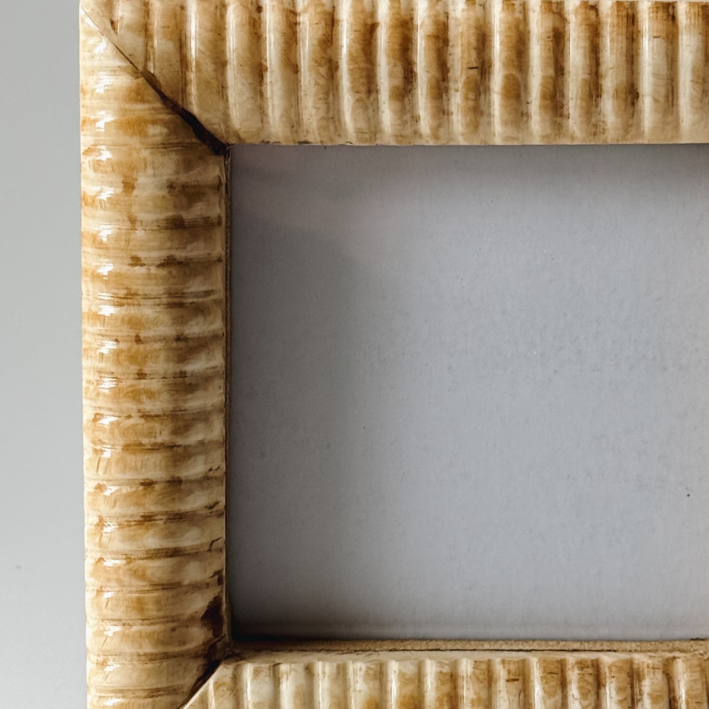 Isla Hand-Carved Ivory Frame | 4x4