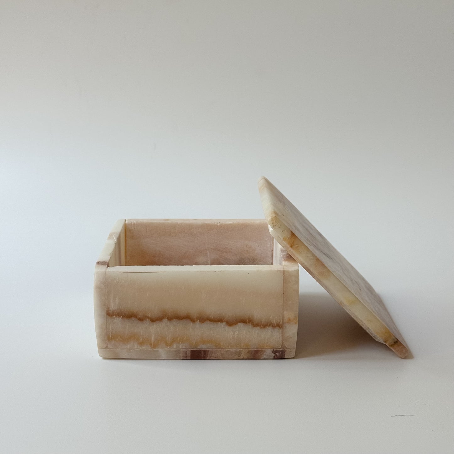 Onyx Catchall