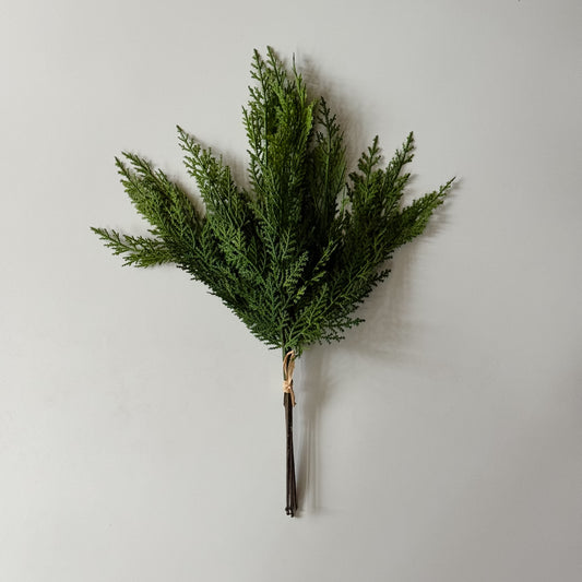 Cedar Pine Bundle | 17"