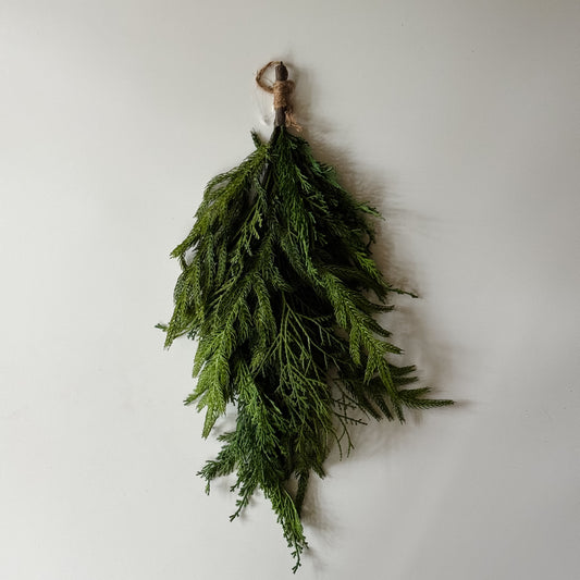 Nordic & Cedar Pine Bundle | 20"