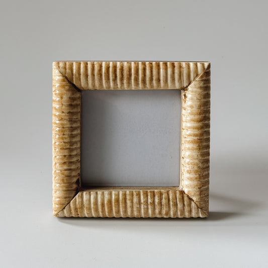 Isla Hand-Carved Ivory Frame | 4x4