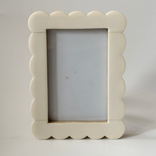 Saige Scalloped Frame | 4x6