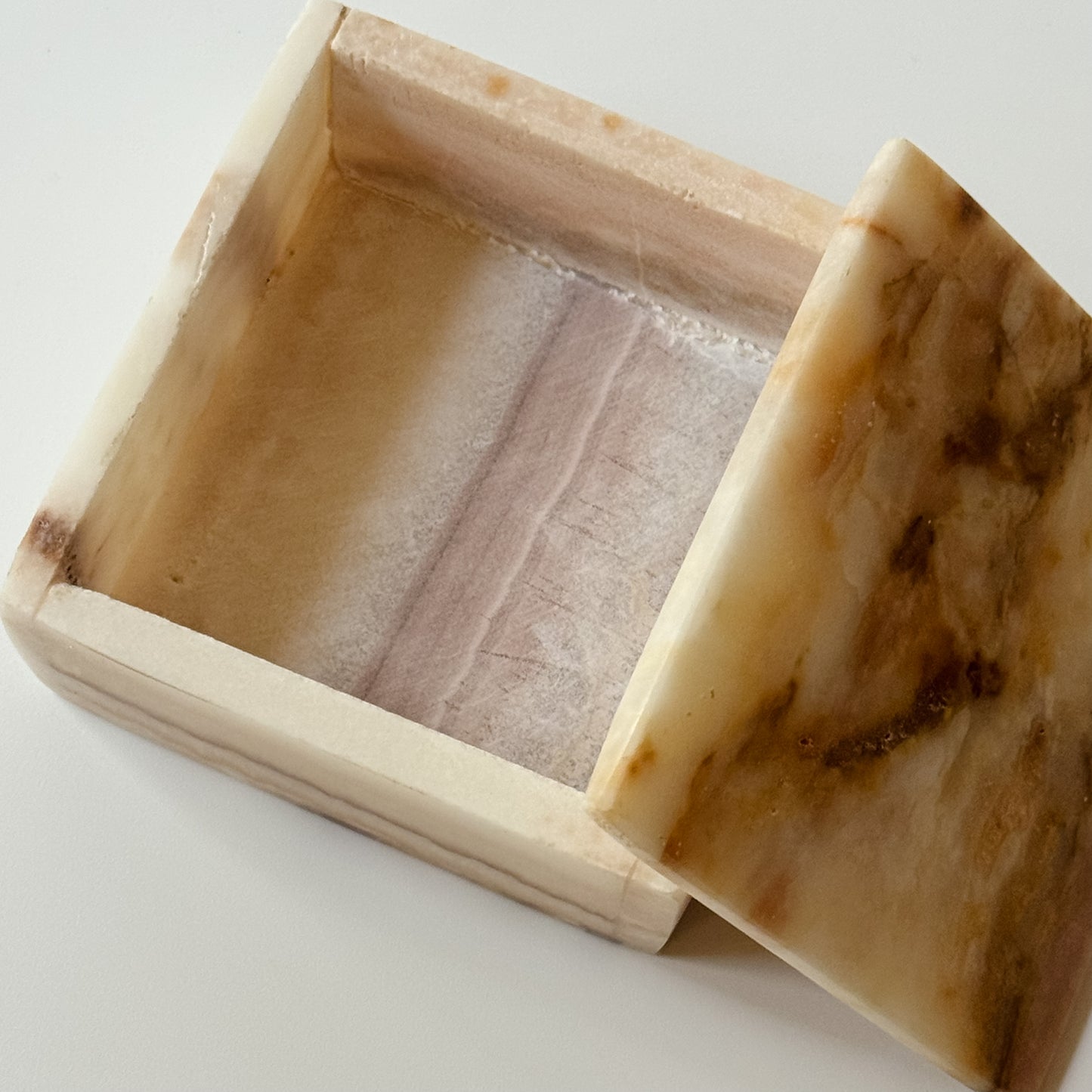 Onyx Catchall