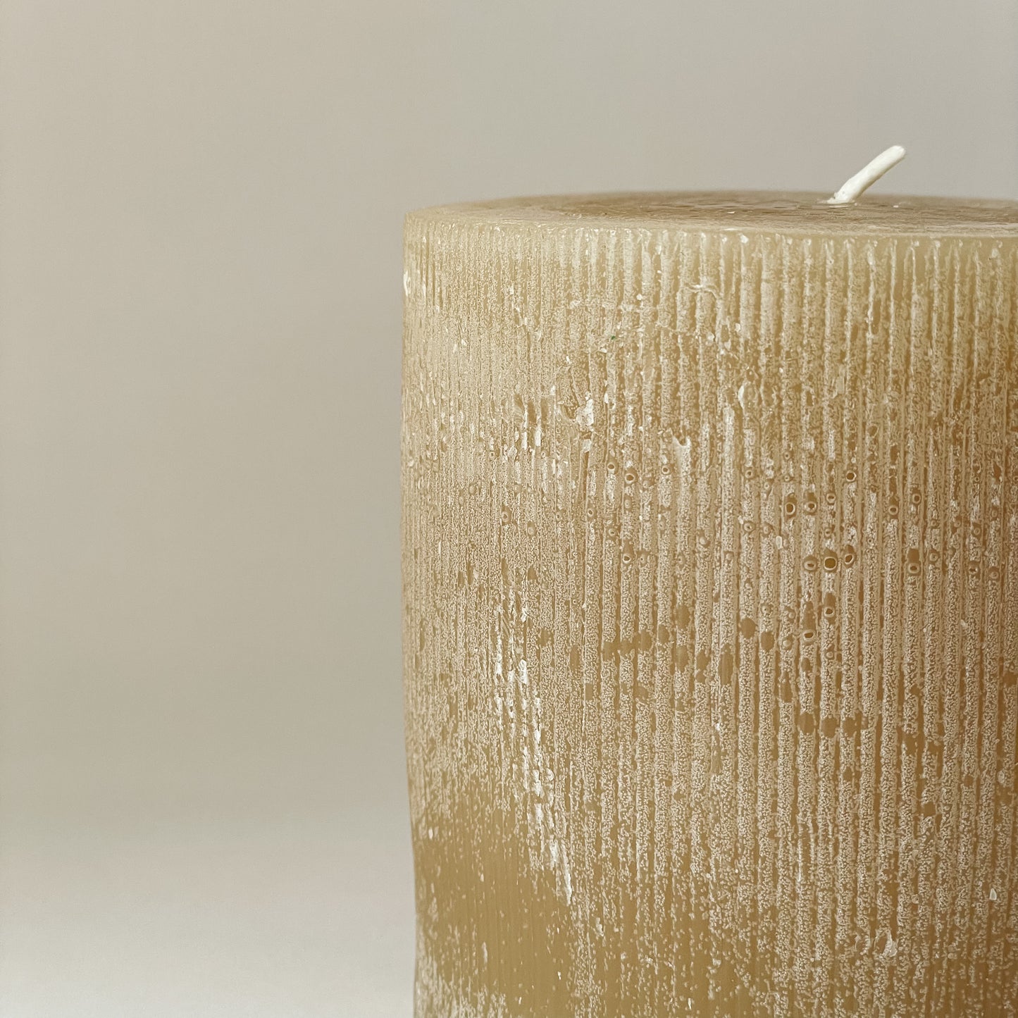 Ivory Pleated Pillar Candle | Lg